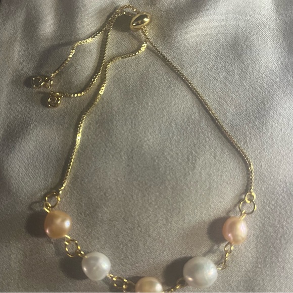 Natural Freshwater Pearl Adjustable Bracelet Handmade NWT Gold White - Picture 3 of 3